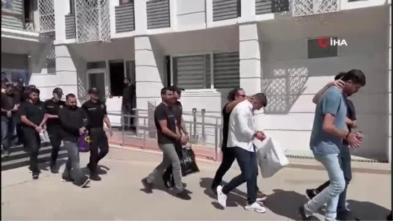 Mersin'de 'Kukla' operasyonu: 11 tutuklu