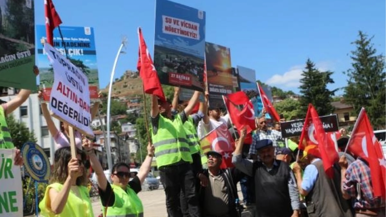 Tokat'ta köylüler maden arama çalışmalarını protesto etti