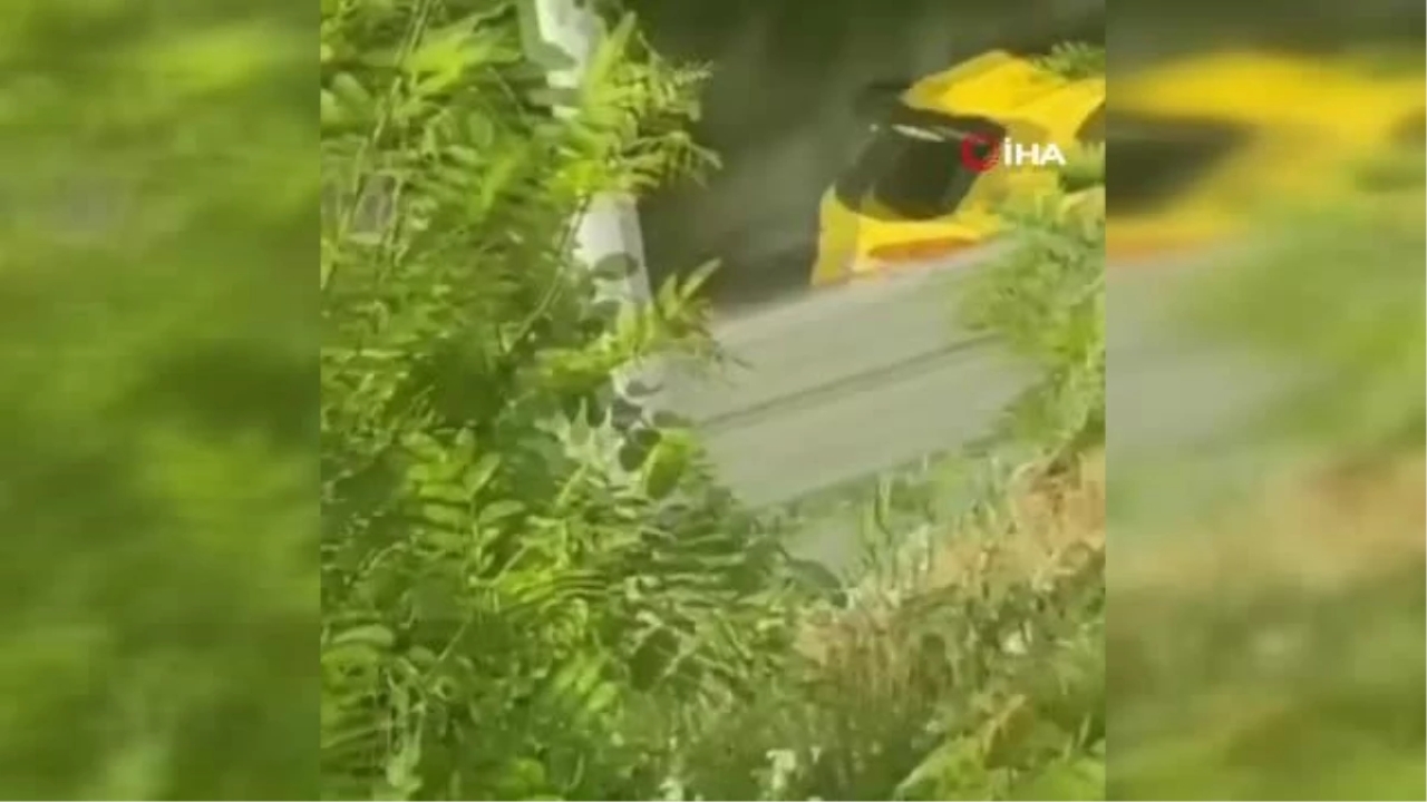 Fransa'daki polis karşıtı protestoda 31 gözaltı