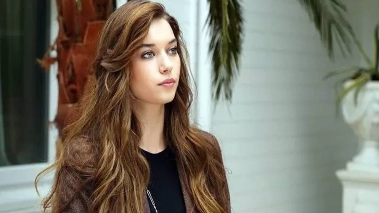 Afra Saraçoğlu uçağa alınmadı