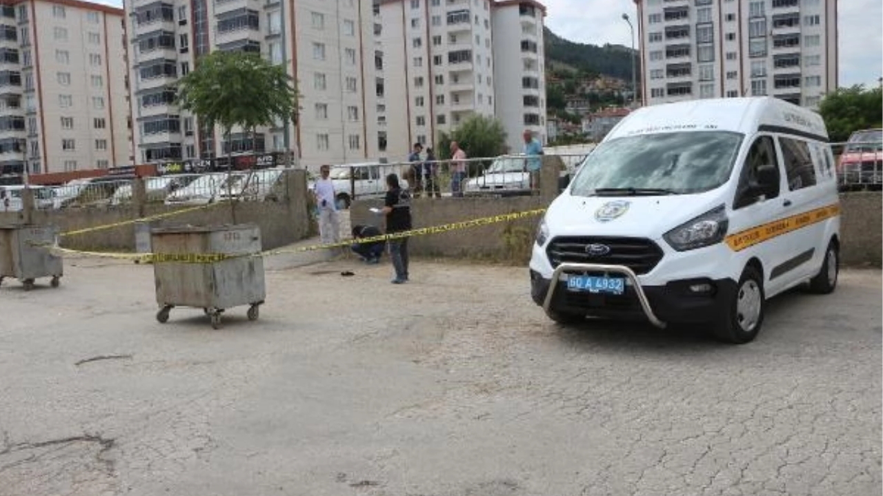 Tokat'ta Otobüs Şoförü Bıçaklanıp Pompalı Tüfekle Vuruldu