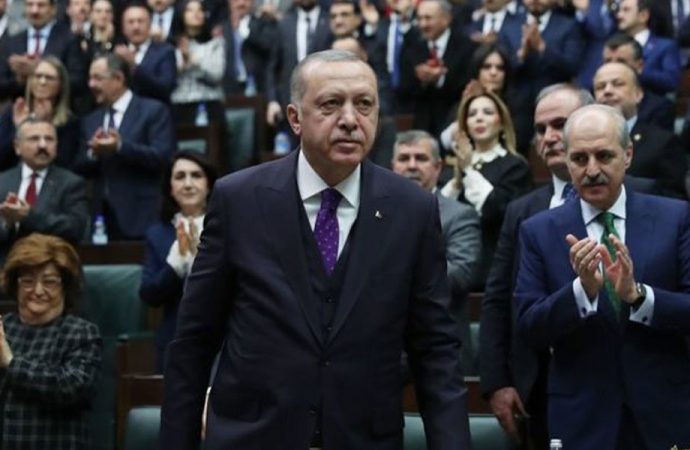 “Erdoğan, masaya vurup Jandarma Genel Komutanı’na ‘Kes ulan’ diye bağırdı”