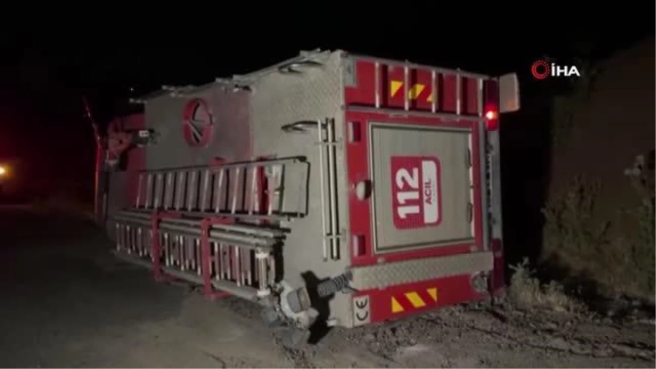 Şanlıurfa'da yangına müdahaleye giden itfaiye erleri kaza yaptı: 3 yaralı
