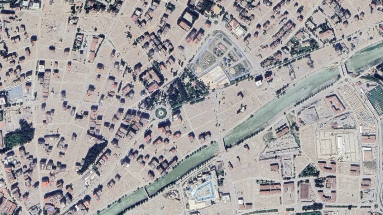 Hatay'da depremin izleri uydu fotoğraflarında