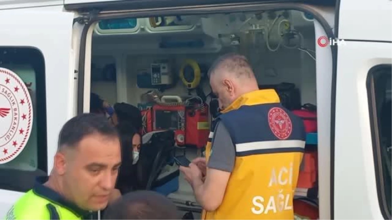 D-100'de 3 araç kaza yaptı: Kilometrelerce araç kuyruğu oluştu
