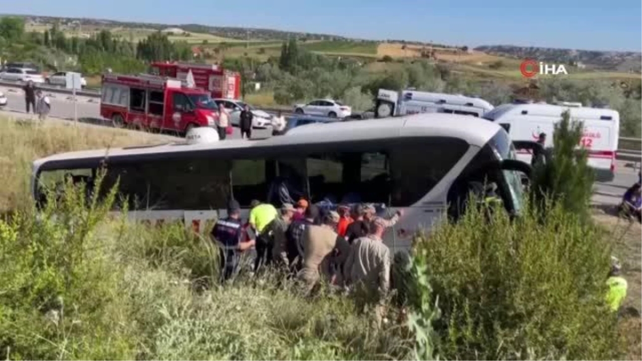 Eskişehir'de otobüs kazası: 35 yaralı