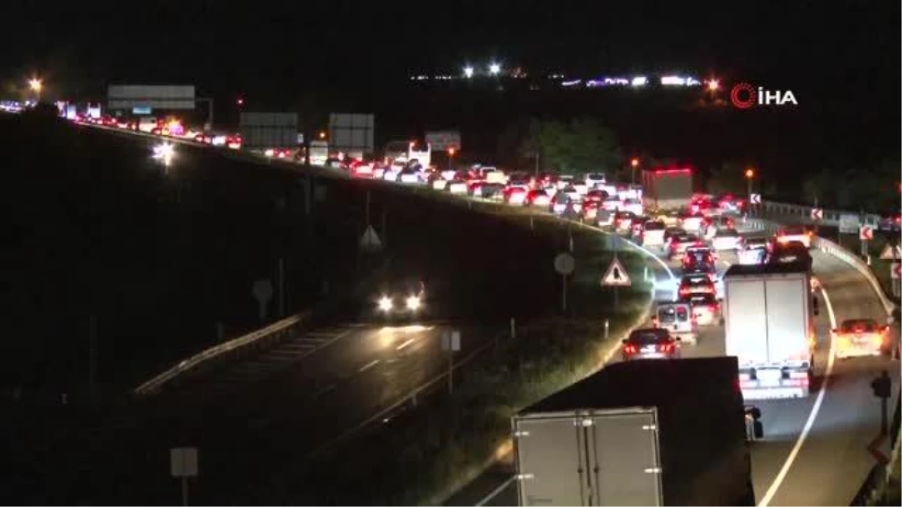 Karabük'te bayram dönüşü yoğunluğu devam ediyor