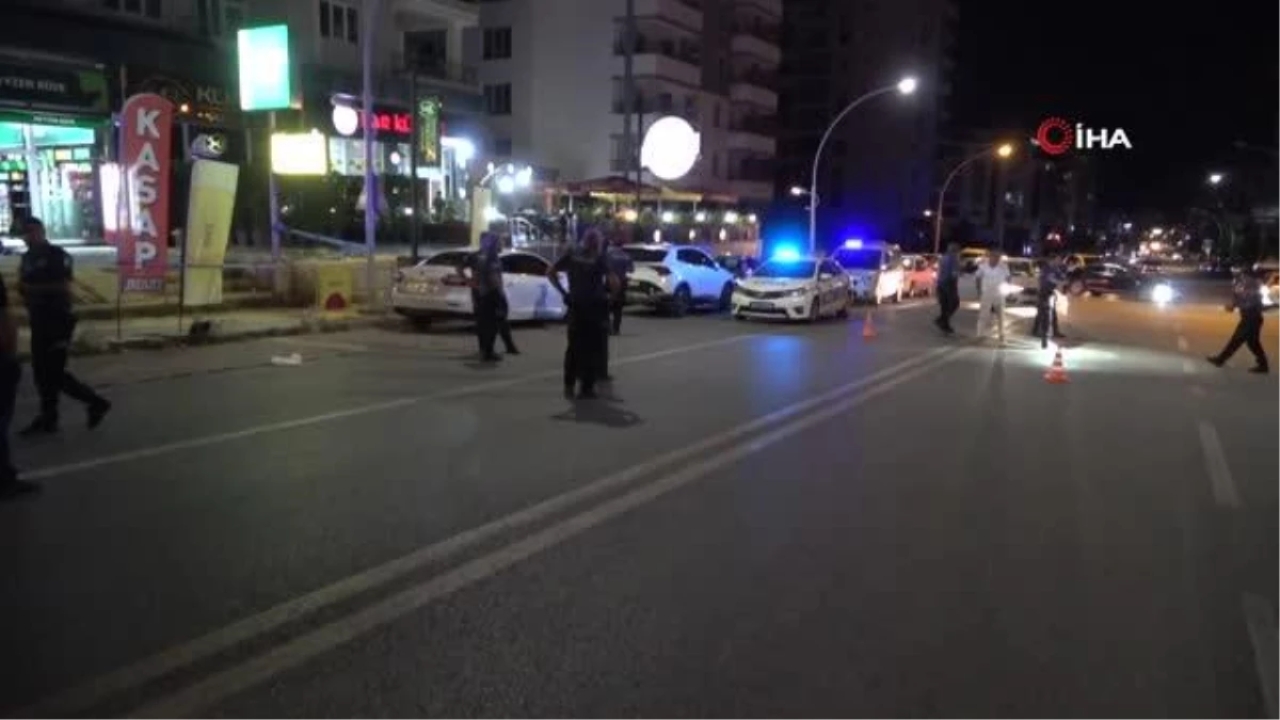 Cadde ortasında husumetlisine kurşun yağdırdı: 1 ağır yaralı