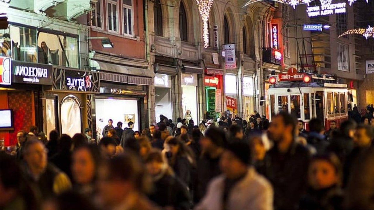 TÜİK verileri: Türkiye, dünyanın en kalabalık 18. ülkesi oldu