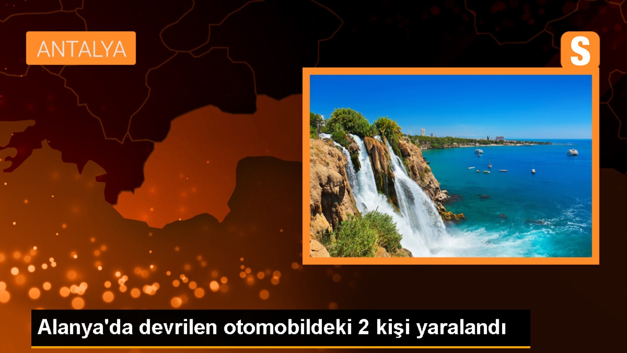 Alanya'da otomobil devrildi, 2 kişi yaralandı