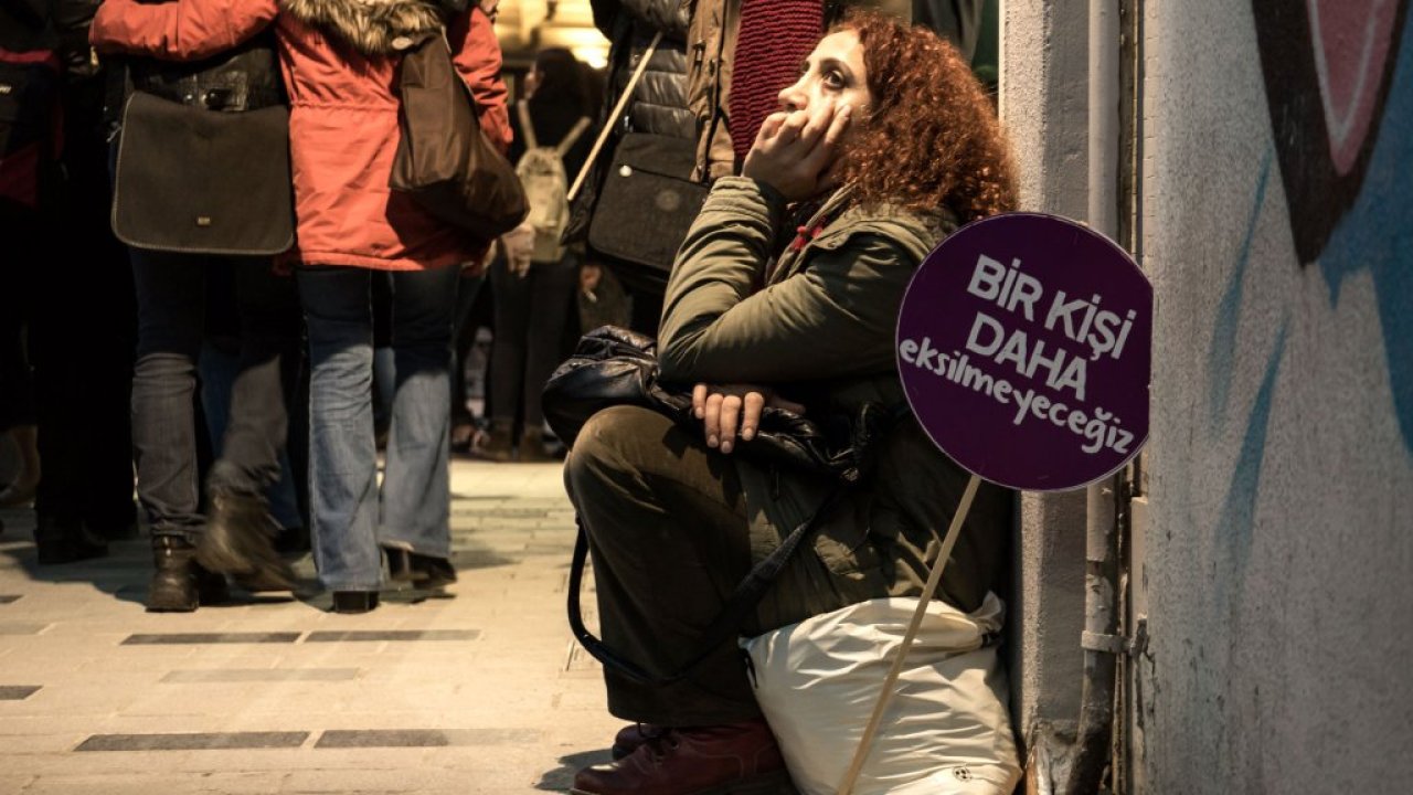 Patronu tarafından taciz edildiği iddia edilen 19 yaşındaki kadın, intihar girişiminde bulundu