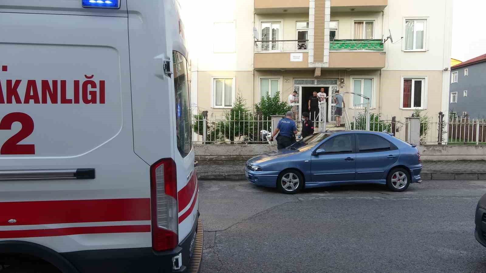 Eski medya çalışanı evinde ölü bulundu