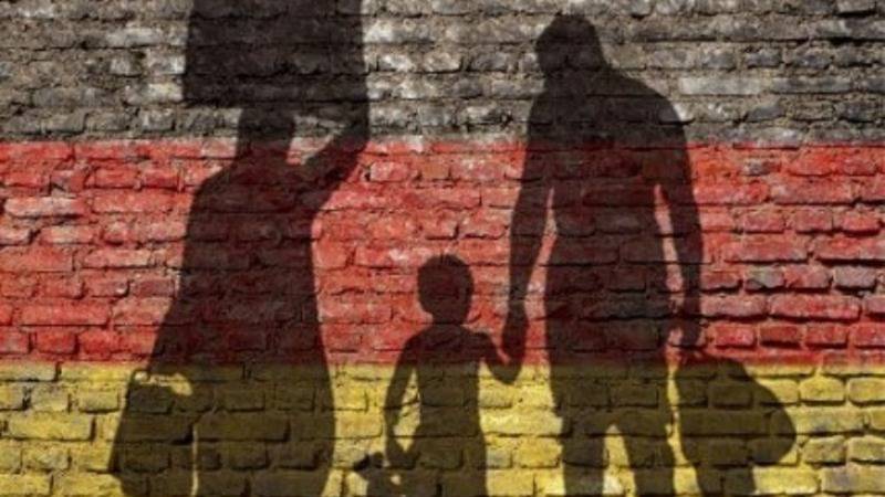 Göç İdaresi Başkanlığı: Ülkemiz genelinde göçmen sayısı 4 milyon 893 bin 752'dir