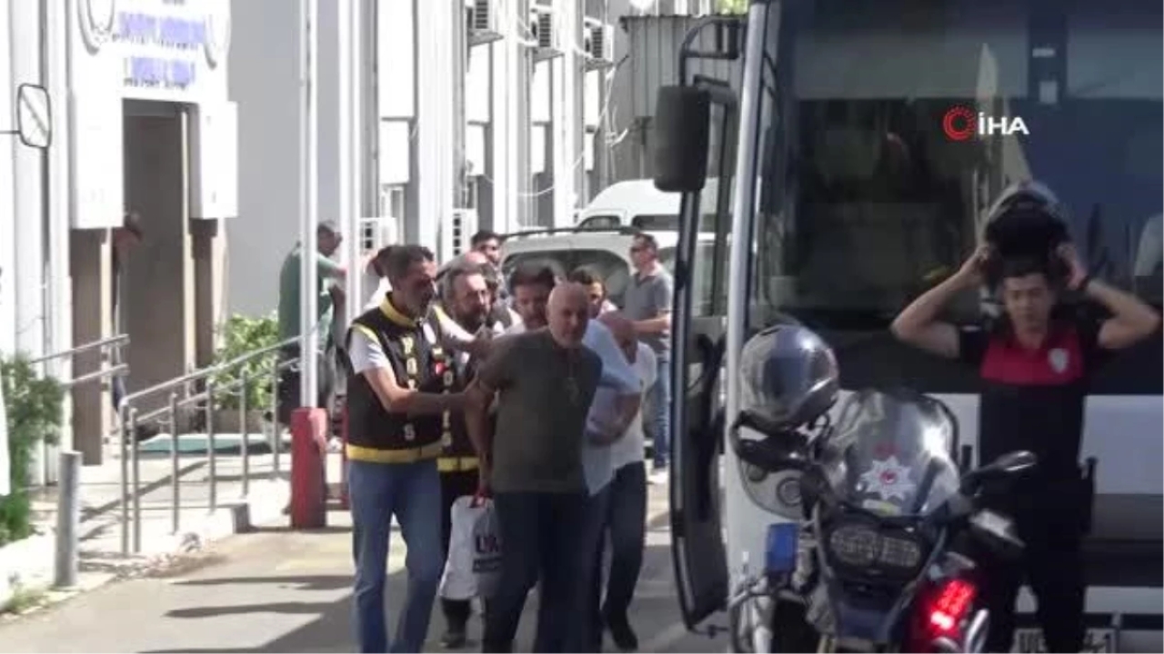 Oto galerici çetesi operasyonunda şüpheliler adliyede