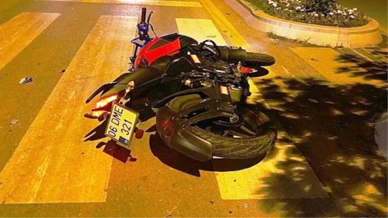 Çubuk'ta Motosiklet Kazası: Bir Genç Yaşamını Yitirdi