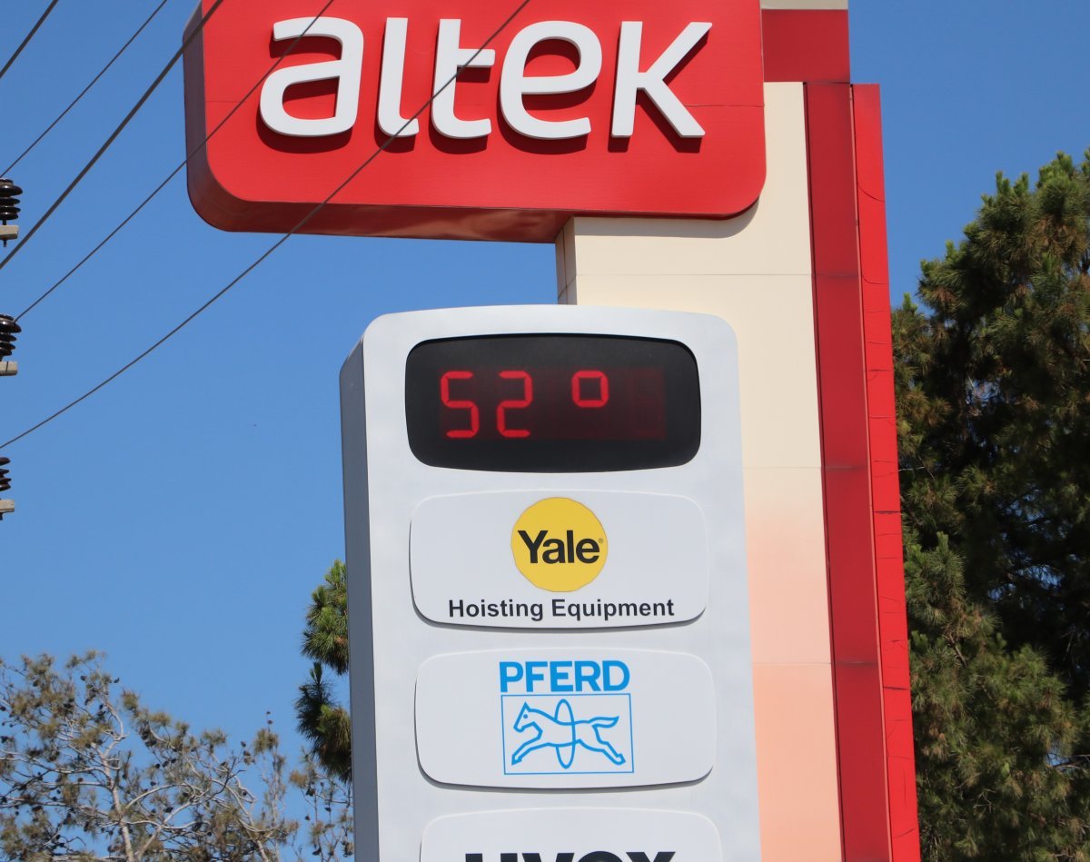 Adana 52 dereceyi gördü