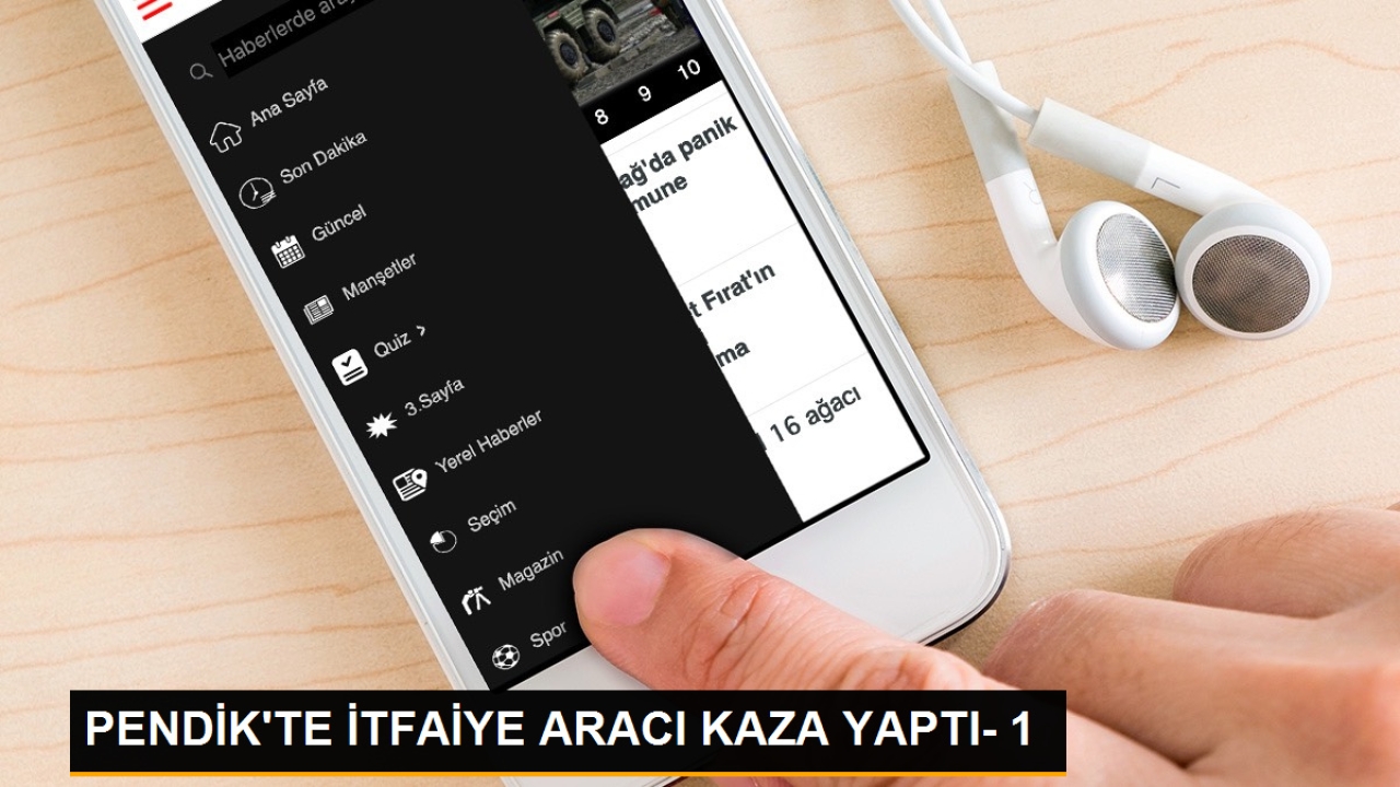Pendik'te itfaiye aracı kaza yaptı- 1