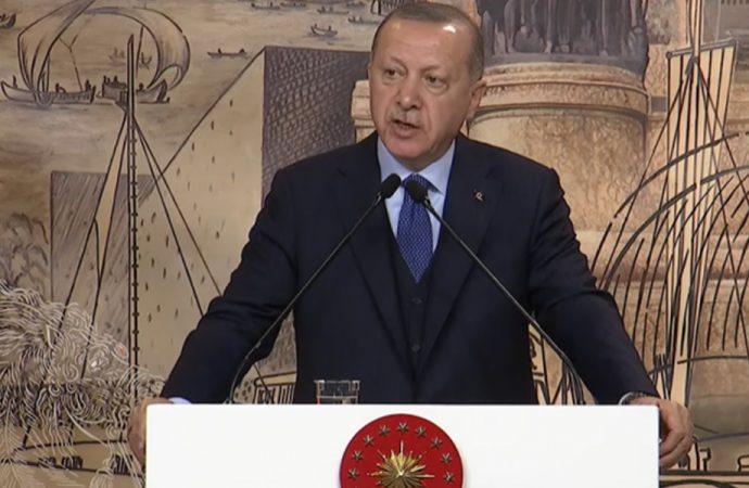 Erdoğan’dan Yunanistan’a: Sende kapılarını aç bu yükten kurtul