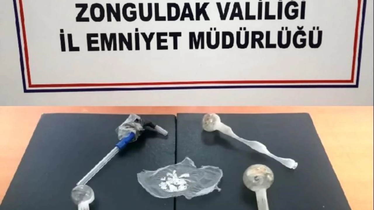 Zonguldak'ta Polis Denetimlerinde Uyuşturucu Operasyonu