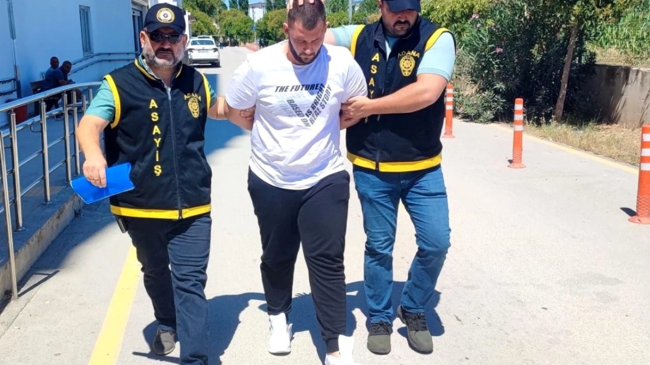 Adana'da 2 kişinin sokakta öldürüldüğü olayla ilgili 5 şüpheli yakalandı