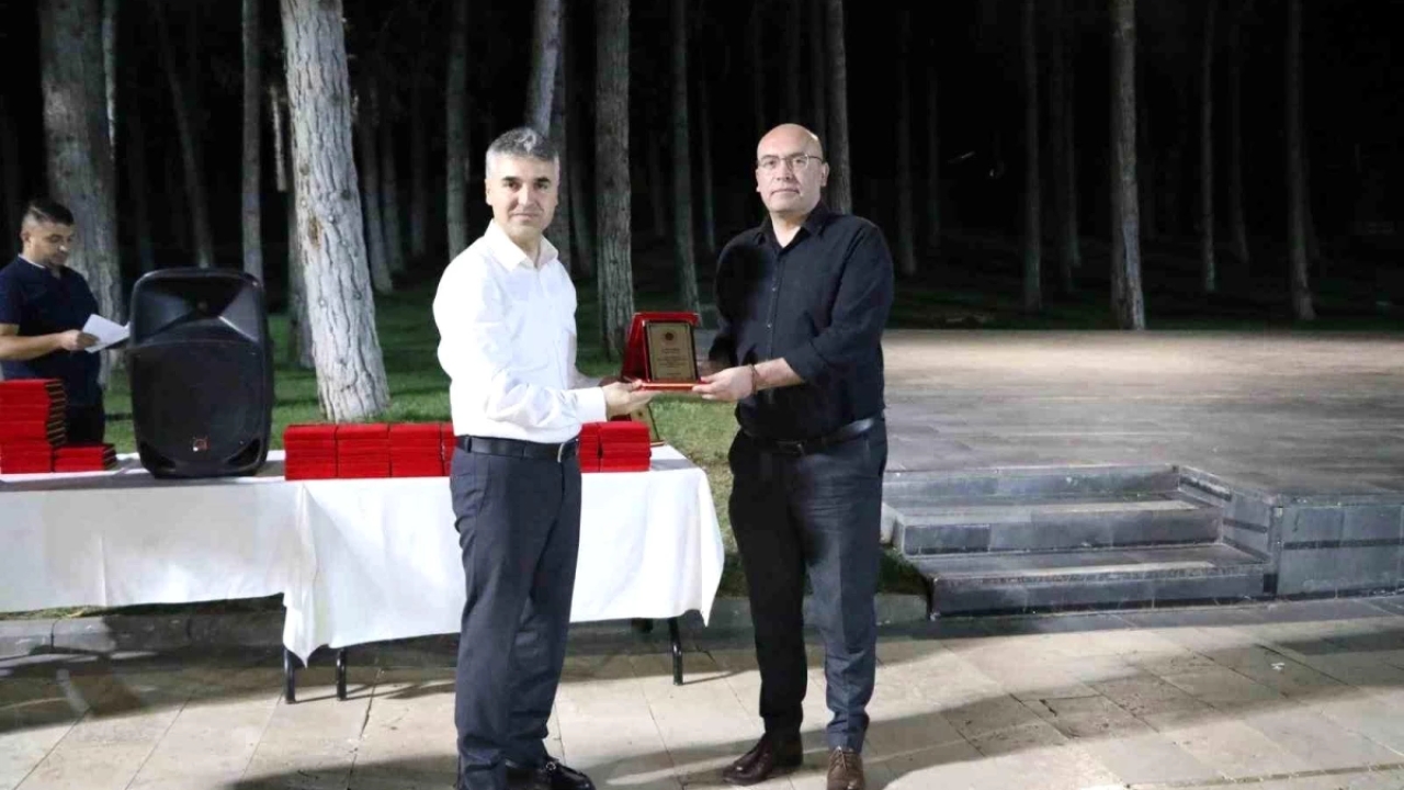 Gaziantep'ten çeşitli illere tayini çıkan hakim ve savcılar için veda yemeği düzenlendi