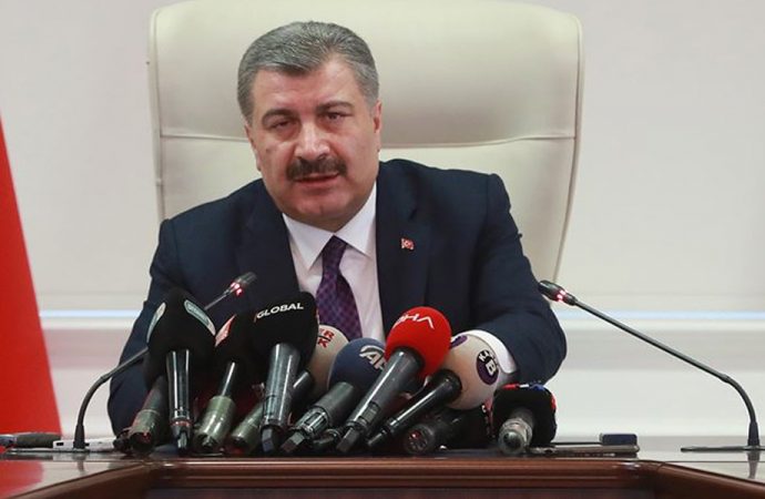 Sağlık Bakanı Koca’dan binlerce memuru ilgilendiren flaş koronavirüs açıklaması!