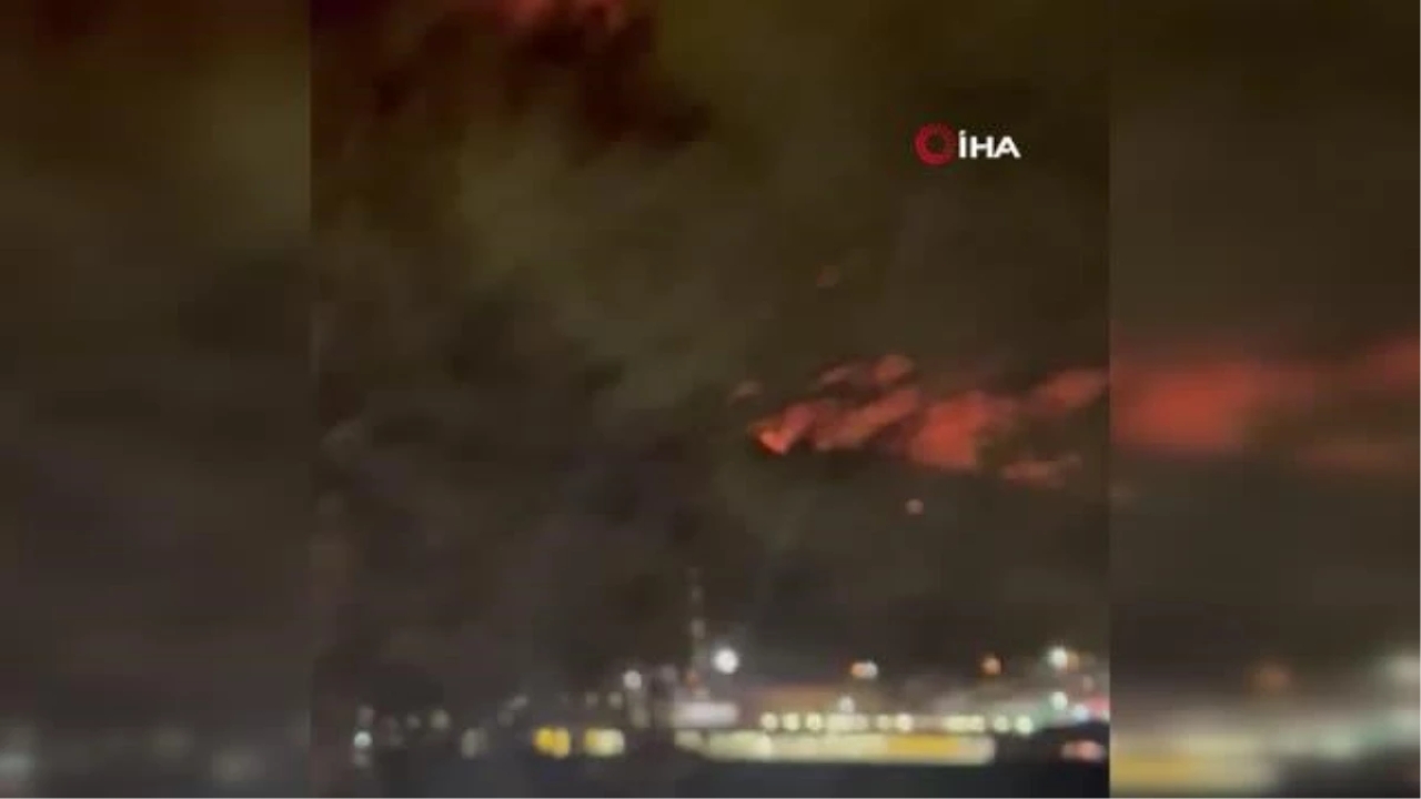 Çeşme'de çamlık alanda yangın