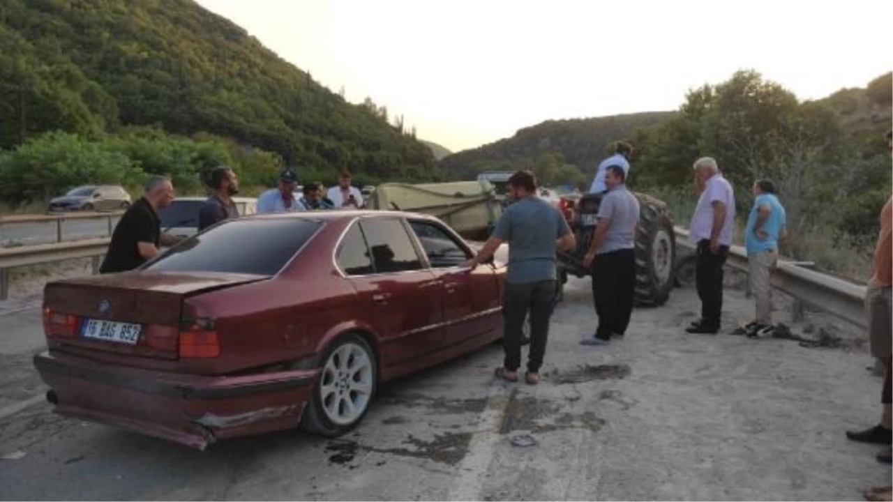 Gemlik'te alkollü sürücü traktöre çarptı, bir kişi yaralandı