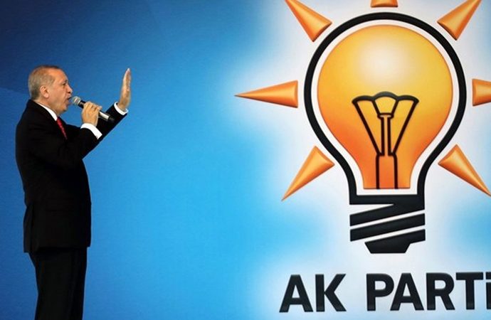 AKP’de koronavirüs önlemi: Kongreler, Erdoğan’ın belirleyeceği tarihe kadar iptal edildi