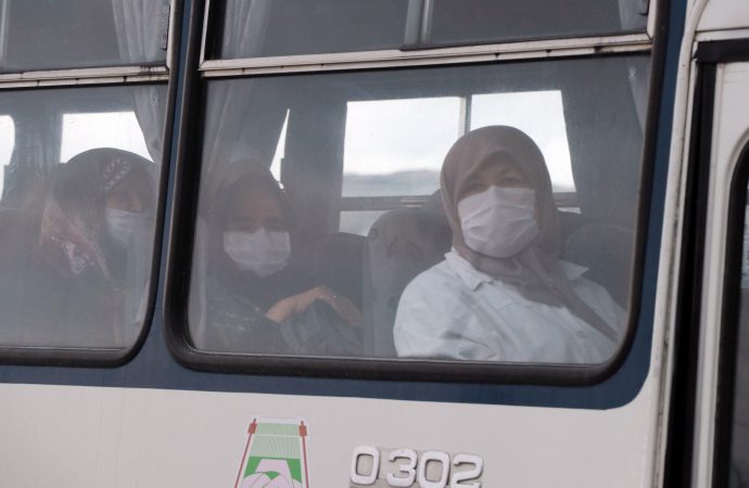 180 kişilik umre kafilesi, Isparta’daki yurtlara getirildi