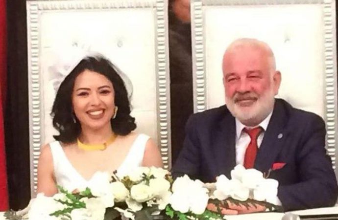 Koronavirüs günlerinde aşk! Ali Tezel evlendi