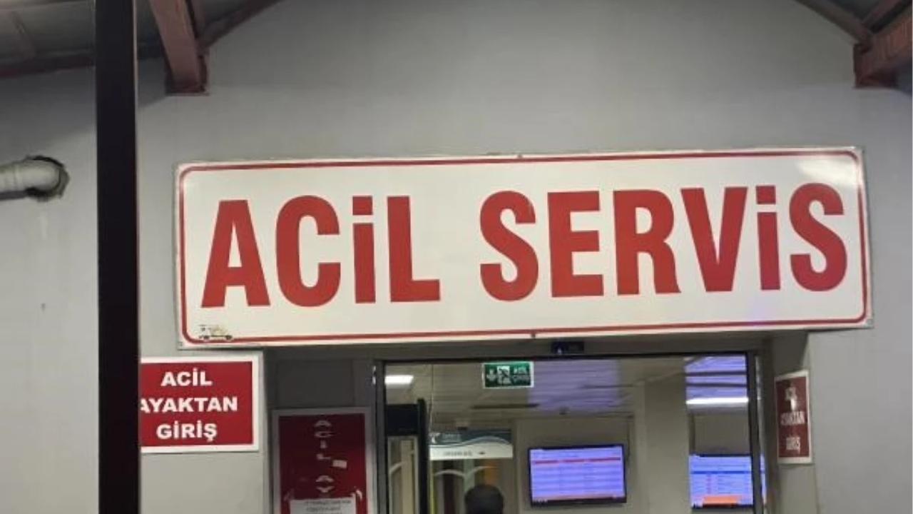 İzmir'de komşu tartışmasına karışan kişi 14 yerinden bıçaklanarak öldürüldü