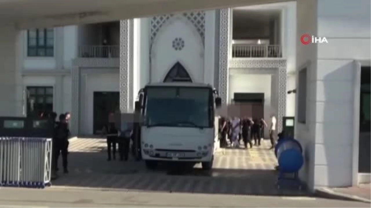 Yehova bağlantılı FETÖ'cüler adliyeye sevk edildi