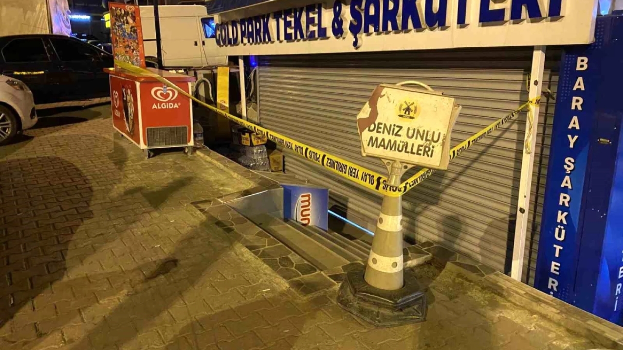 Esenyurt'ta İş Yerine Silahlı Saldırı: 2 Ölü, 1 Ağır Yaralı