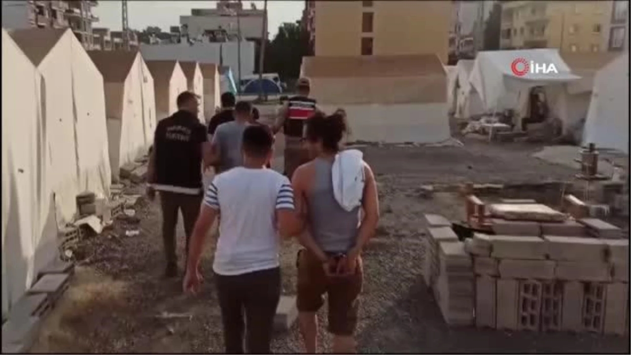 Hatay'da çadırda uyuşturucu satan 2 şüpheli yakalandı