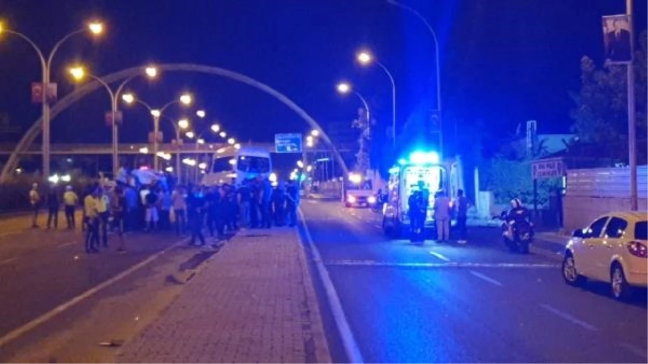 Diyarbakır'da Zincirleme Kaza: 2'si Ağır 5 Kişi Yaralandı