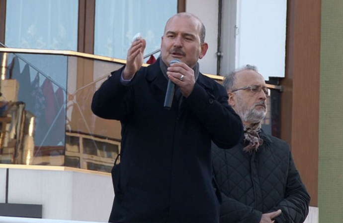 Süleyman Soylu: 6 yaşındaki çocukların eline silah vererek...