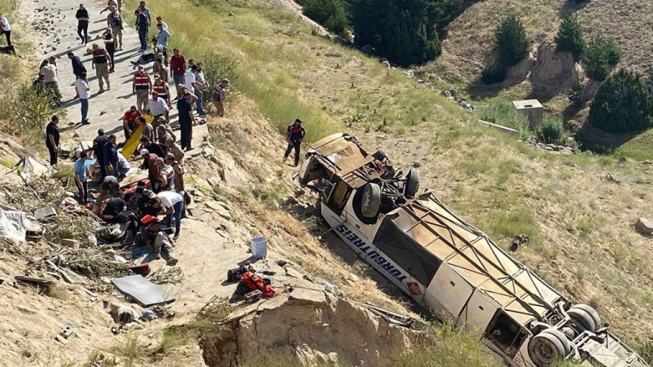 8 kişinin hayatını kaybettiği otobüs kazasındaki yaralı yolcu konuştu: Şoför uyudu