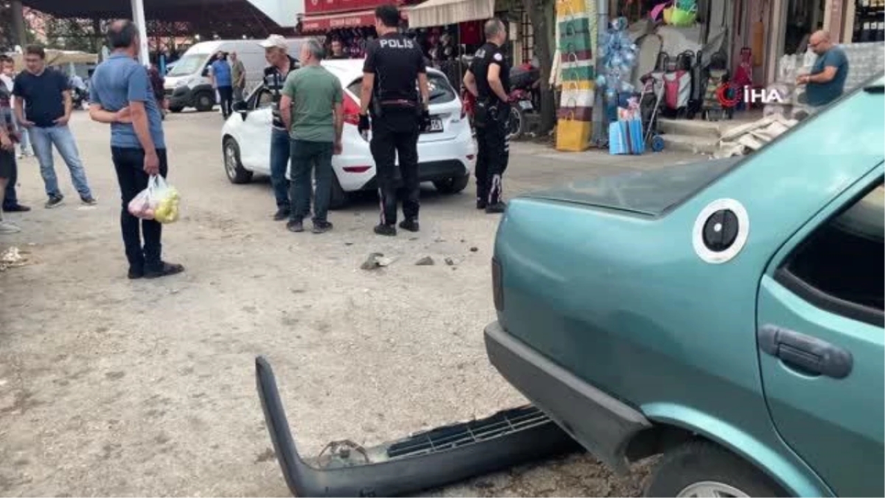 Eşini başkasıyla görünce şoföre saldırdı, 3 aracın kaza yapmasına neden oldu