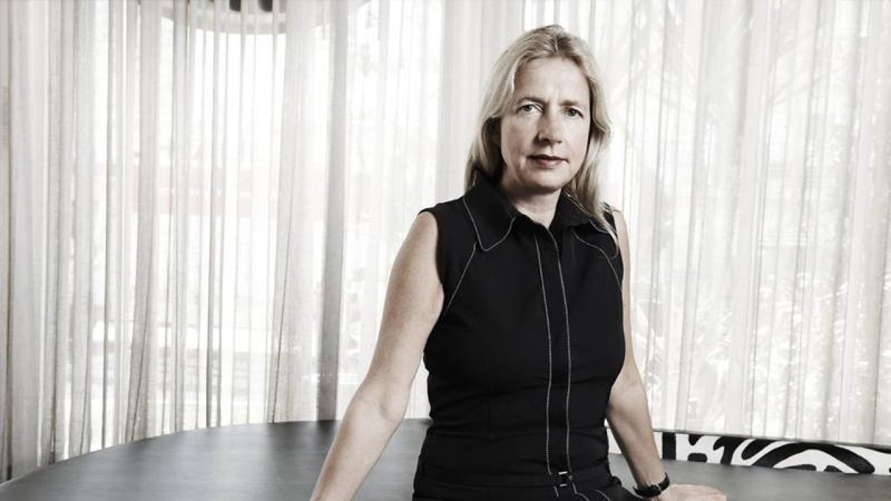18. İstanbul Bienali'nin küratörlüğünü Iwona Blazwick yapacak