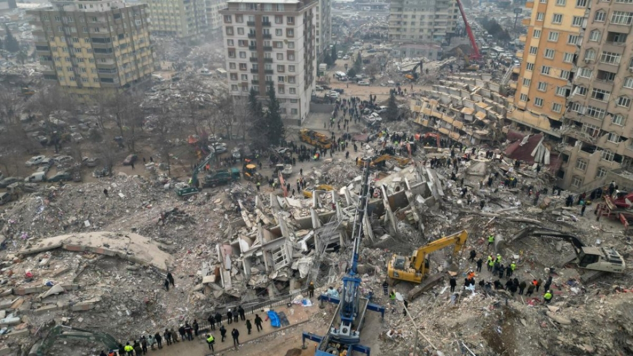 Deprem bölgesinde borçlar 6 ay daha ertelendi