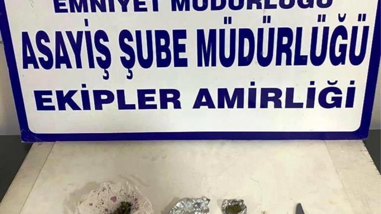 Kütahya'da Uyuşturucu Operasyonu: 10.67 Gram Metamfetamin ve 7.58 Gram Bonzai Ele Geçirildi