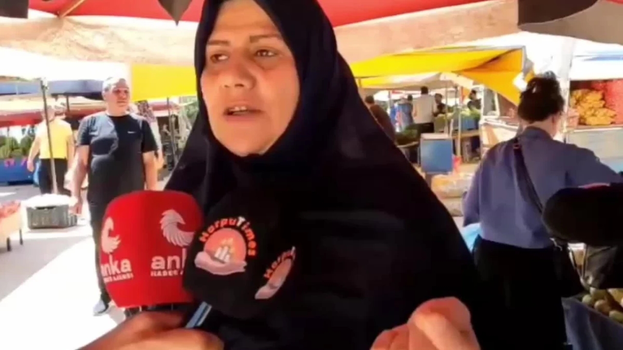 Elazığ'da, Semt Pazarında; Pahalılıktan Yakınan Vatandaş: 