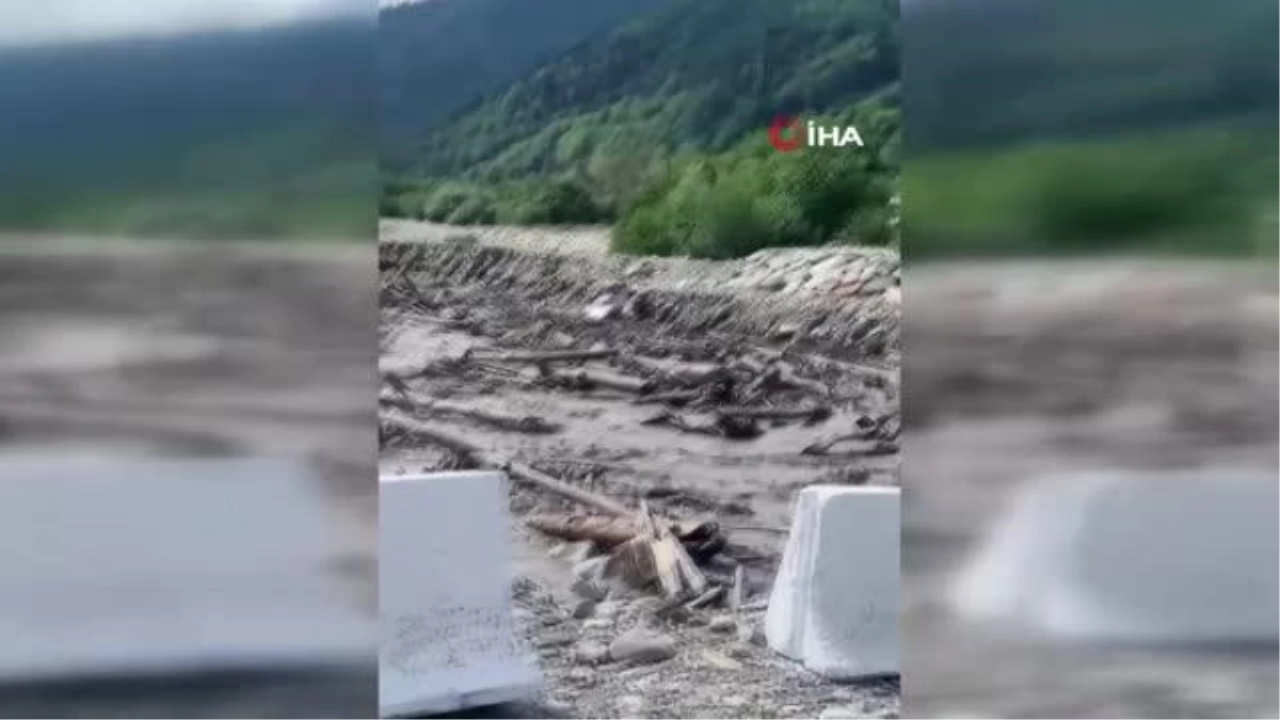 Gürcistan'da toprak kaymasında can kaybı 17'ye yükseldi