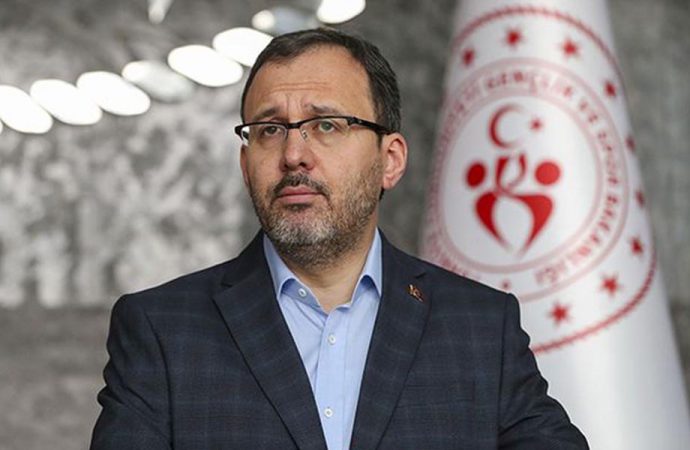 Bakan Kasapoğlu: 380 bin öğrencinin yurt ücreti geri ödenecek