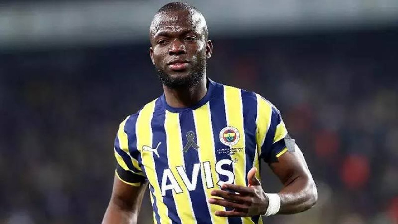 Süper Lig gol krallığı raporu: Zirve Metin Oktay'da, son gol kralı Valencia