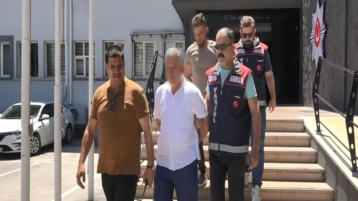 Kurbanlık danaya giren vatandaşlara et yerine sosis vermişlerdi: Kurban dolandırıcılarına 3 bin 660 yıl hapis 