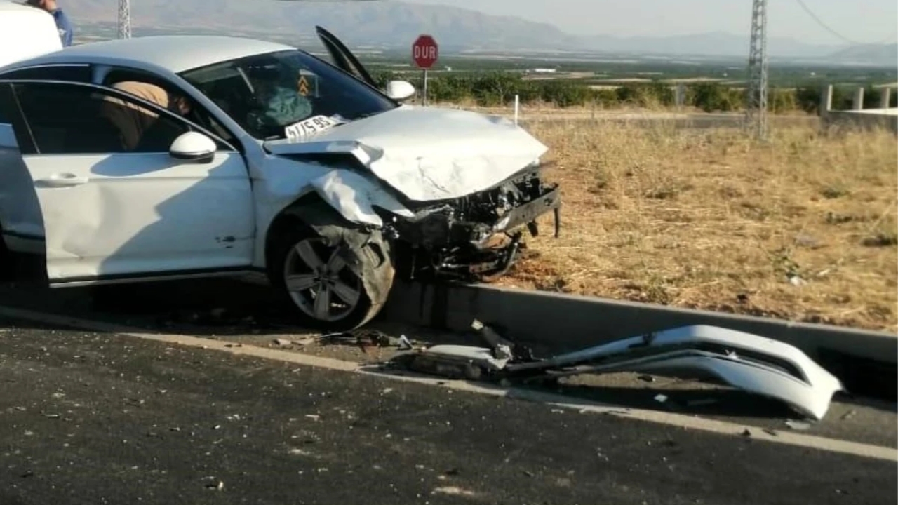Malatya'da trafik kazasında 4 kişi yaralandı