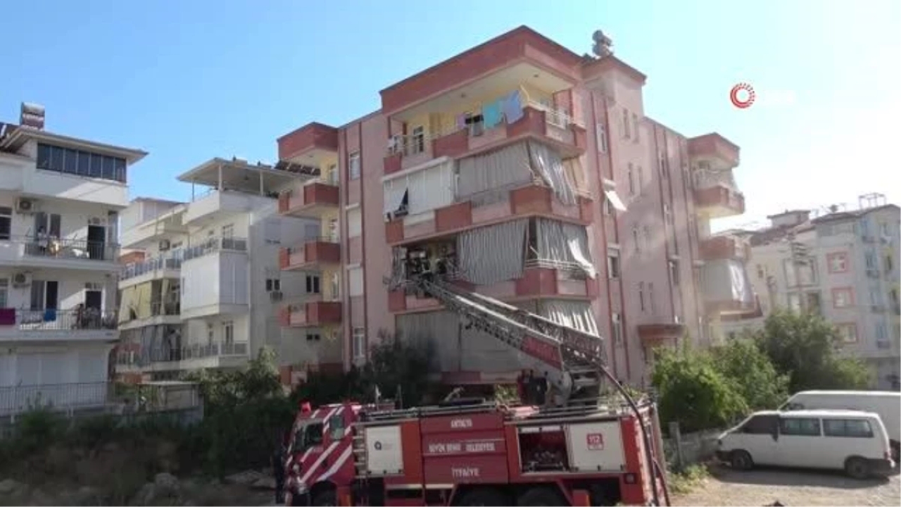 Mutfaktaki buzdolabı yangına neden oldu