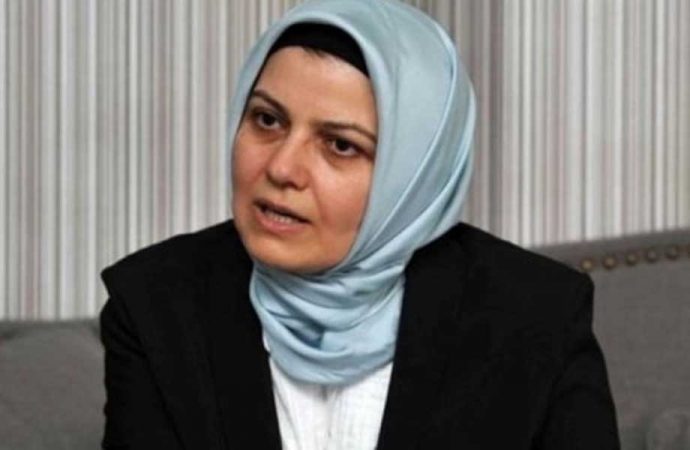 ‘İki günde kimse aç kalmaz’ diyen AKP’li Ayşe Böhürler’in aldığı ihaleler ortaya çıktı